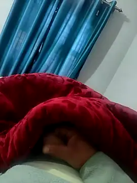 Snapshot of shale26 chatting on 12, 12, 2024 shale26 online show from 12, 12, 2024