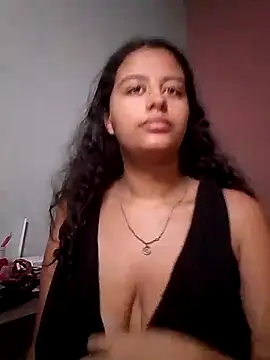 Snapshot of Babydol18_ chatting on 6, 3, 2025 Babydol18 online show from 6, 3, 2025