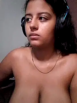 Snapshot of Babydol18_ chatting on 12, 3, 2025 Babydol18 online show from 12, 3, 2025