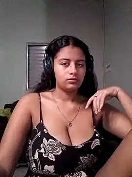 Snapshot of Babydol18_ chatting on 18, 3, 2025 Babydol18 online show from 18, 3, 2025