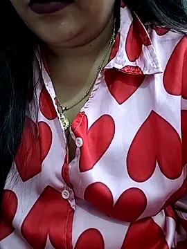 Snapshot of Mayuri77 chatting on 17, 2, 2025 Mayuri77 online show from 17, 2, 2025
