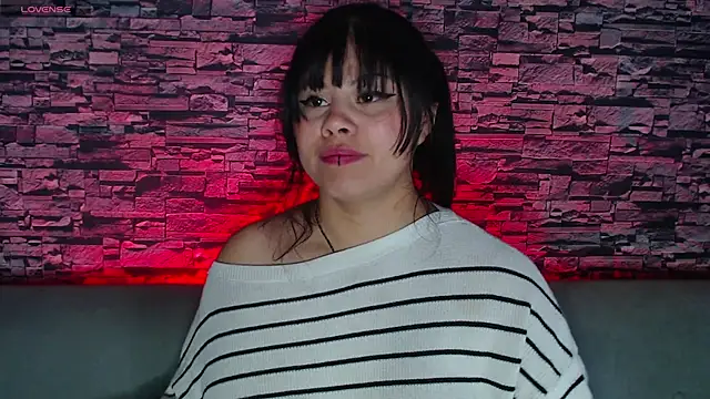 Snapshot of sofi_bronw chatting on 18, 3, 2025 sofi bronw online show from 18, 3, 2025