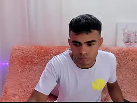 alessandro 2005 online show from 3, 2, 2025