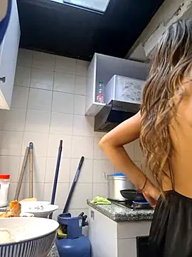 Snapshot of salome_drasin chatting on 19, 10, 2025 salome drasin online show from 19, 10, 2025