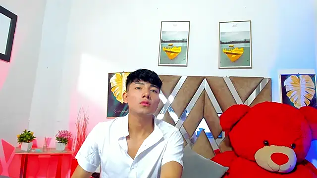 Snapshot of PETTTER_SPENCER chatting on 8, 12, 2024 PETTTER SPENCER online show from 8, 12, 2024