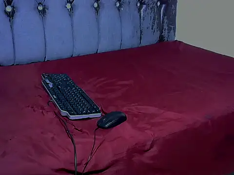 Snapshot of BrikySlut chatting on 10, 12, 2024 BrikySlut online show from 10, 12, 2024