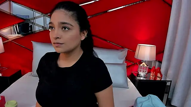 AdeleGray online show from 13, 3, 2025