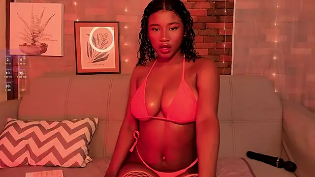 Snapshot of emmamillher chatting on 20, 3, 2025 emmamillher online show from 20, 3, 2025