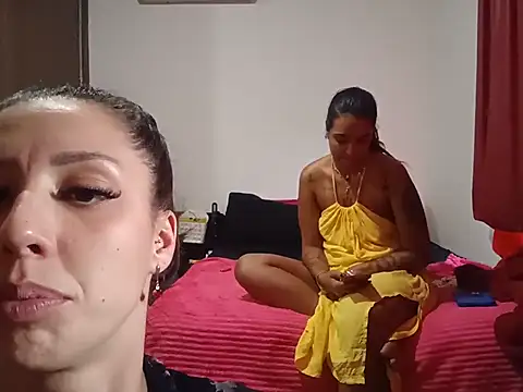 Snapshot of dudaferraz7 chatting on 23, 6, 2026 dudaferraz7 online show from 23, 6, 2026