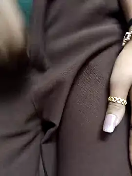 Snapshot of BabySlimmy10 chatting on 7, 1, 2025 BabySlimmy10 online show from 7, 1, 2025