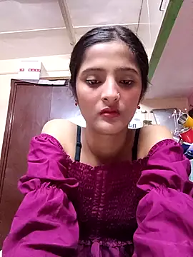 Snapshot of BabySlimmy10 chatting on 10, 9, 2025 BabySlimmy10 online show from 10, 9, 2025