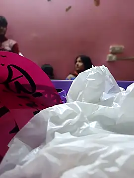 Snapshot of BabySlimmy10 chatting on 3, 12, 2025 BabySlimmy10 online show from 3, 12, 2025