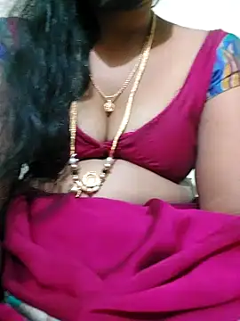 Snapshot of Cute-chinny chatting on 17, 1, 2025 Cute-chinny online show from 17, 1, 2025