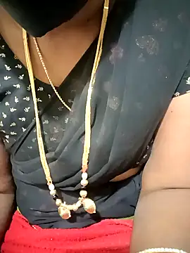 Snapshot of Cute-chinny chatting on 24, 1, 2025 Cute-chinny online show from 24, 1, 2025