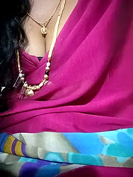 Snapshot of Cute-chinny chatting on 2, 2, 2025 Cute-chinny online show from 2, 2, 2025