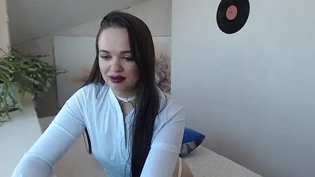 Snapshot of Luxuriouss_s chatting on 24, 10, 2025 Luxuriouss s online show from 24, 10, 2025