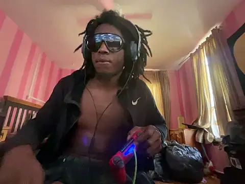 Snapshot of mikeJak chatting on 24, 10, 2025 mikeJak online show from 24, 10, 2025