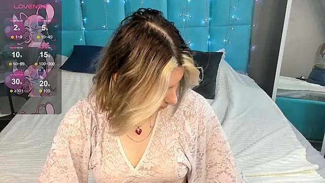 Snapshot of Bonni_Meiz chatting on 11, 2, 2025 Bonni Meiz online show from 11, 2, 2025