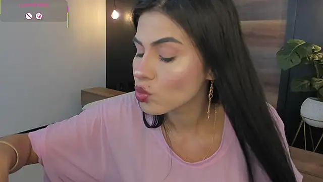 stephanya  online show from 13, 2, 2026