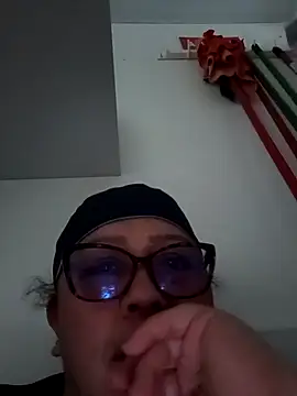 Darly Gomez online show from 18, 10, 2025