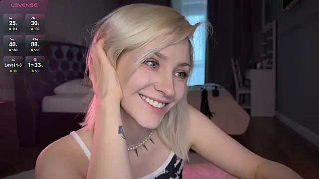 Snapshot of alexa_novak chatting on 9, 11, 2025 alexa novak online show from 9, 11, 2025