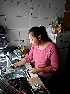 Ursumi1 online show from 19, 12, 2025