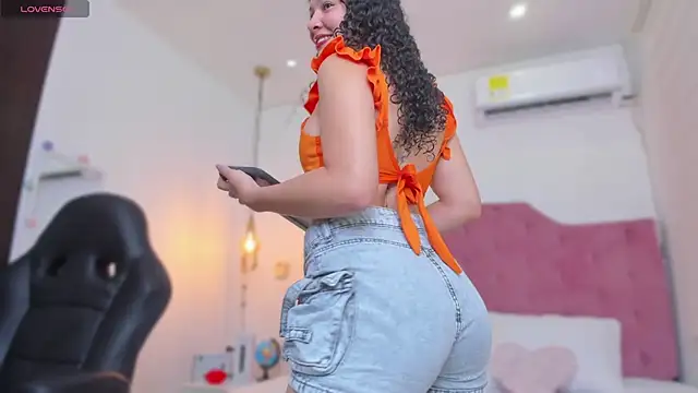 SHARONN     online show from 1, 3, 2025