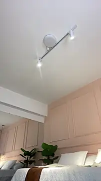 SHARONN     online show from 3, 2, 2026