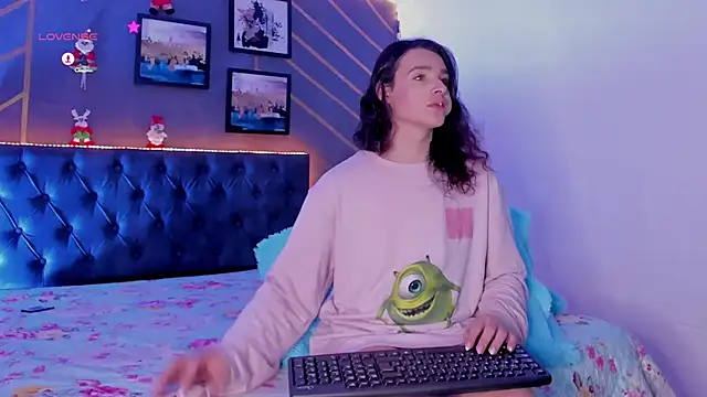 Snapshot of elafranco_ chatting on 15, 12, 2024 elafranco online show from 15, 12, 2024