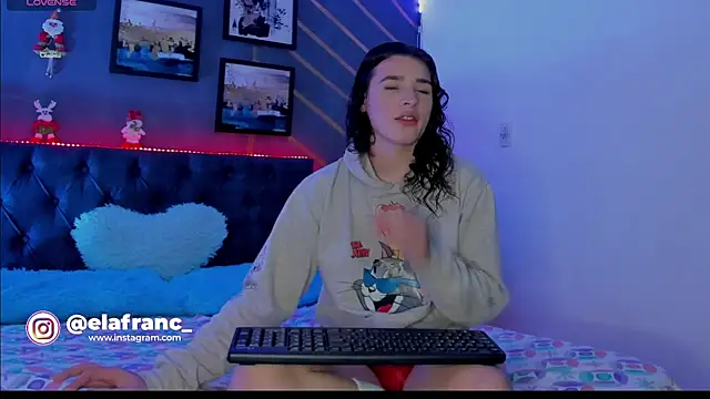 Snapshot of elafranco_ chatting on 25, 12, 2024 elafranco online show from 25, 12, 2024