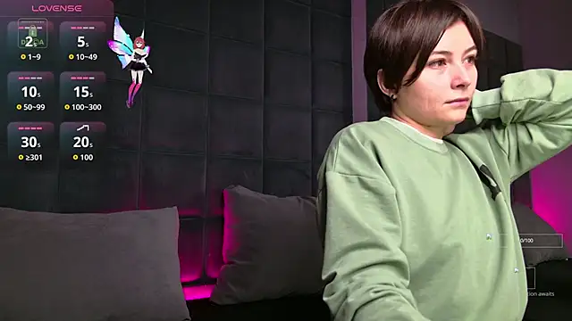 Snapshot of Ishtar_Divine chatting on 13, 11, 2025 Ishtar Divine online show from 13, 11, 2025