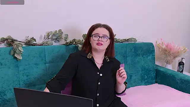 Snapshot of Jessica_Joy chatting on 10, 12, 2024 Jessica Joy online show from 10, 12, 2024