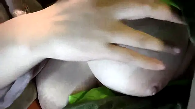 Weiwei5200 online show from 13, 12, 2025