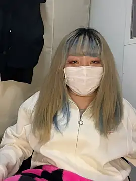 Snapshot of YUNA-yuna chatting on 28, 12, 2024 YUNA-yuna online show from 28, 12, 2024