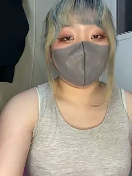 Snapshot of YUNA-yuna chatting on 29, 12, 2024 YUNA-yuna online show from 29, 12, 2024