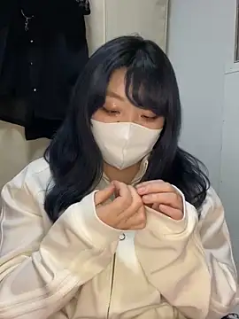 Snapshot of YUNA-yuna chatting on 23, 1, 2025 YUNA-yuna online show from 23, 1, 2025