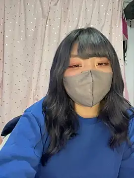 Snapshot of YUNA-yuna chatting on 2, 2, 2025 YUNA-yuna online show from 2, 2, 2025