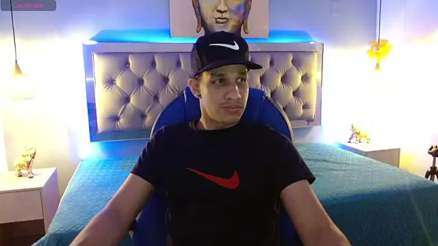 Snapshot of Jheidertwink chatting on 7, 1, 2025 Jheidertwink online show from 7, 1, 2025