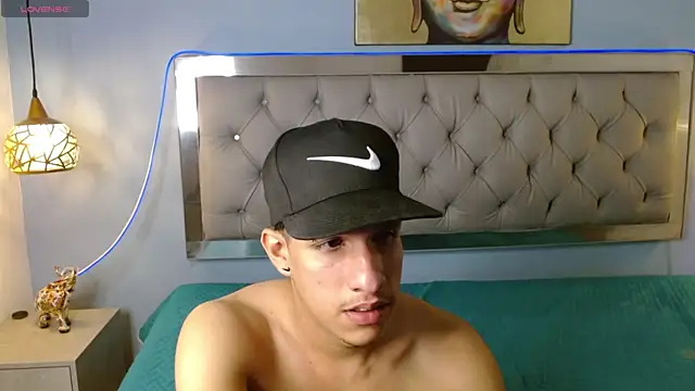 Snapshot of Jheidertwink chatting on 9, 1, 2025 Jheidertwink online show from 9, 1, 2025