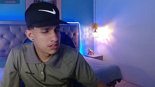 Snapshot of Jheidertwink chatting on 15, 1, 2025 Jheidertwink online show from 15, 1, 2025