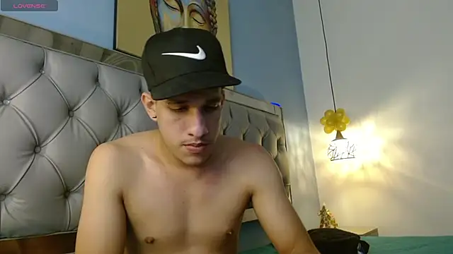 Snapshot of Jheidertwink chatting on 27, 1, 2025 Jheidertwink online show from 27, 1, 2025