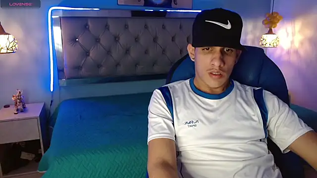 Snapshot of Jheidertwink chatting on 5, 2, 2025 Jheidertwink online show from 5, 2, 2025