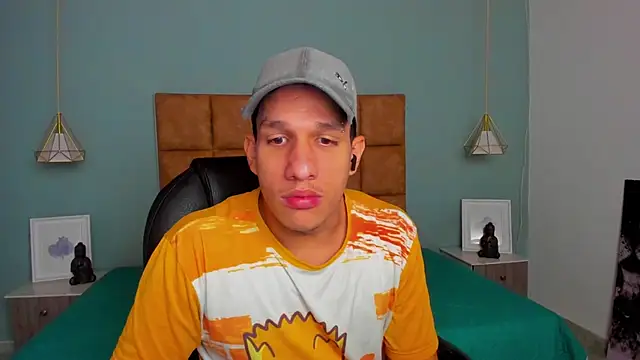 Snapshot of Jheidertwink chatting on 15, 9, 2025 Jheidertwink online show from 15, 9, 2025