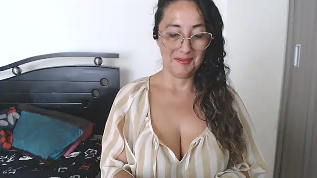 naugthyshanoon online show from 11, 3, 2025