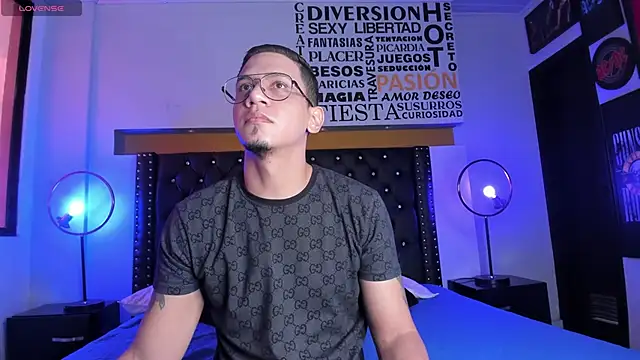 JoshMillerr  online show from 24, 2, 2025