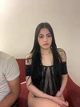 Snapshot of DanielaySeba chatting on 11, 10, 2025 DanielaySeba online show from 11, 10, 2025
