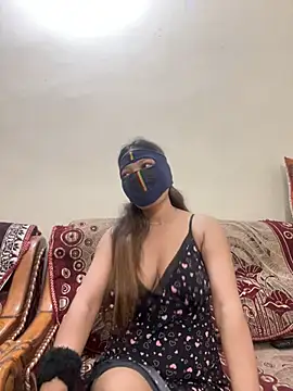 HoneyBearCpl online show from 7, 2, 2025