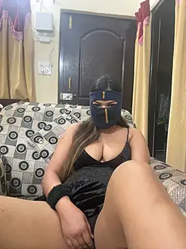 HoneyBearCpl online show from 22, 2, 2025