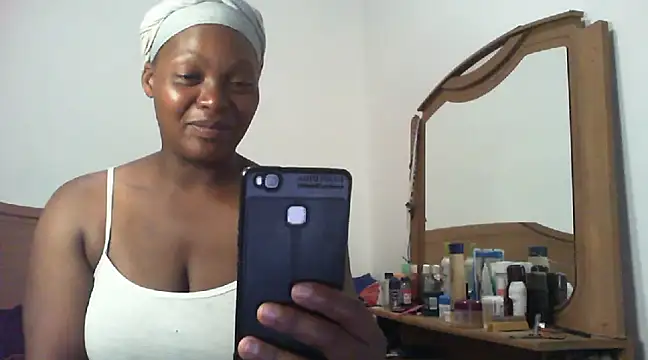 Snapshot of wet_Lips_x_x chatting on 11, 2, 2025 wet Lips x x online show from 11, 2, 2025