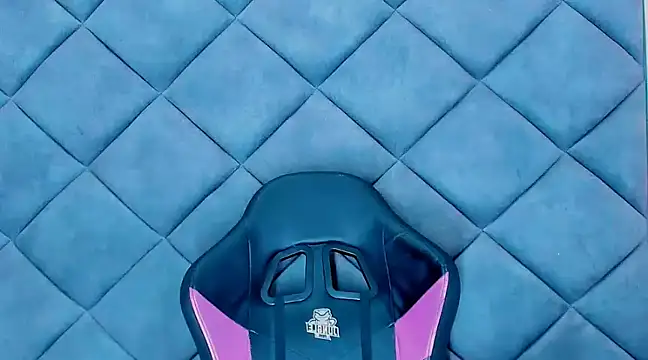 Nellyhills online show from 13, 2, 2025